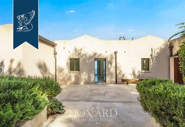 Image No.12-4 Bed Villa for sale