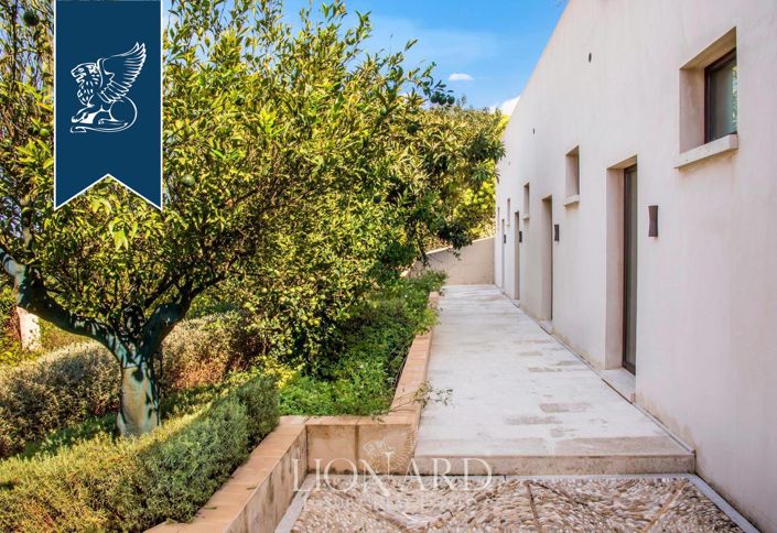 Image No.15-4 Bed Villa for sale