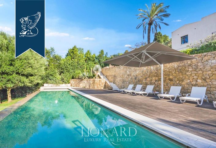 Image No.2-4 Bed Villa for sale