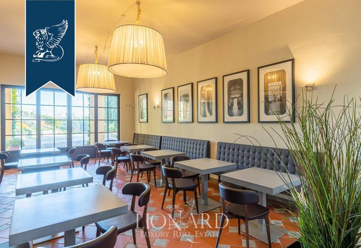 Image No.12-27 Bed Hotel for sale