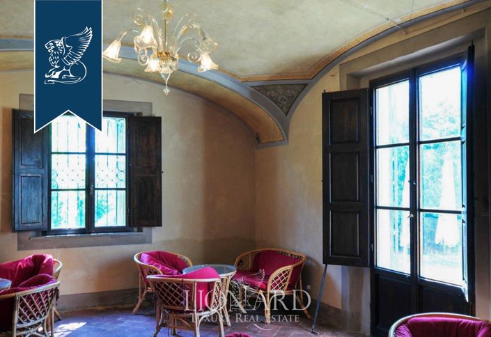 Image No.17-11 Bed Villa for sale