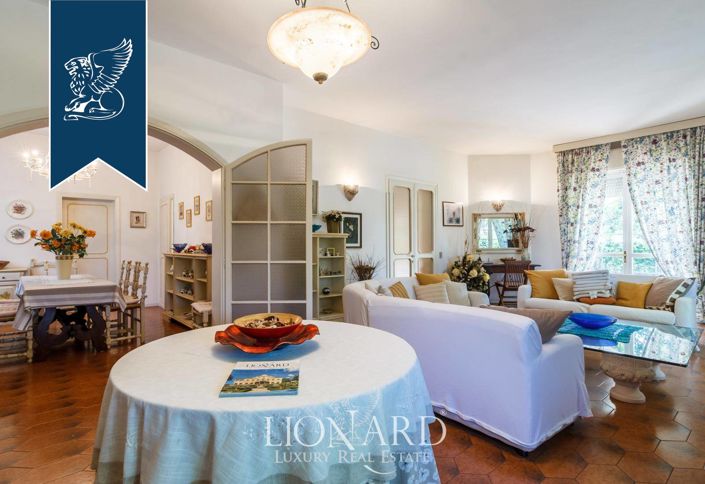 Image No.29-5 Bed Villa for sale