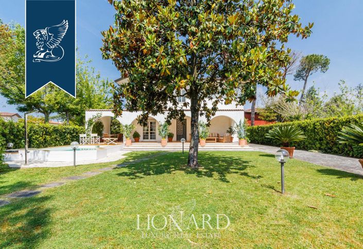 Image No.6-5 Bed Villa for sale