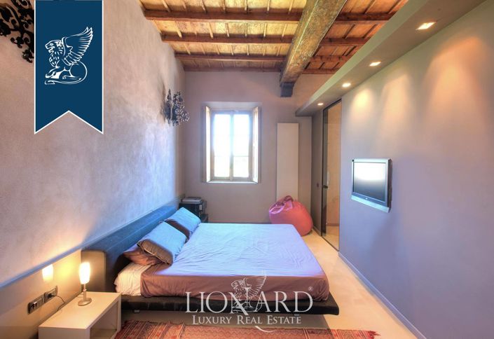 Image No.19-10 Bed Villa for sale