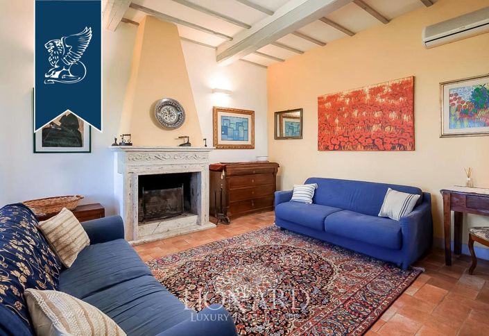 Image No.12-9 Bed Villa for sale