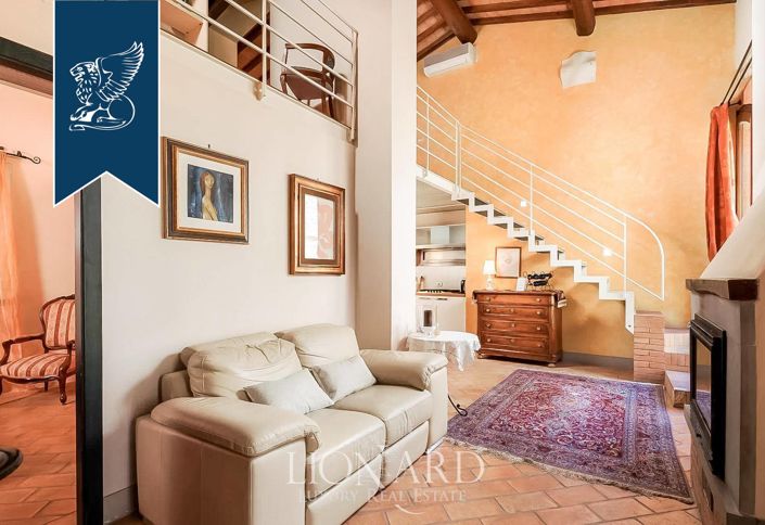 Image No.18-9 Bed Villa for sale