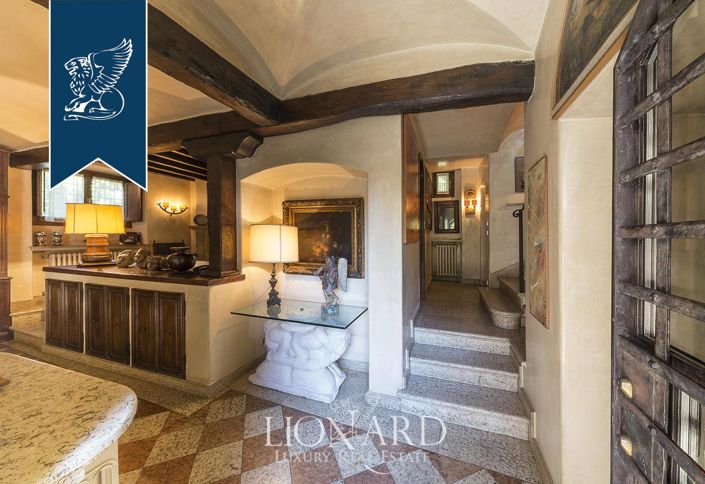 Image No.33-4 Bed Property for sale