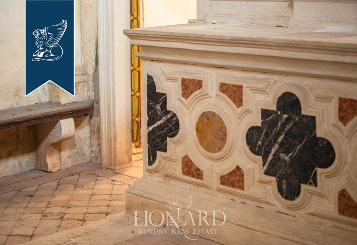 Image No.40-Villa for sale