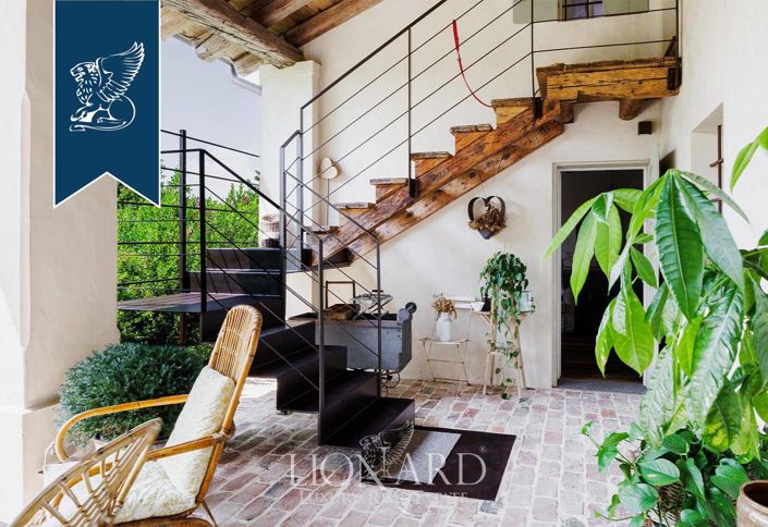 Image No.12-5 Bed Farmhouse for sale