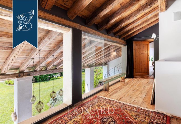 Image No.25-5 Bed Farmhouse for sale