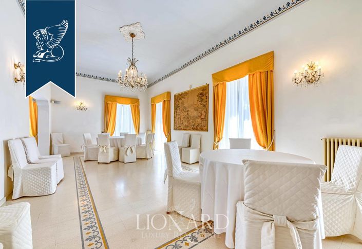 Image No.16-9 Bed Villa for sale