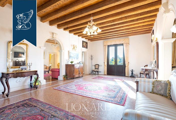 Image No.19-10 Bed Farmhouse for sale