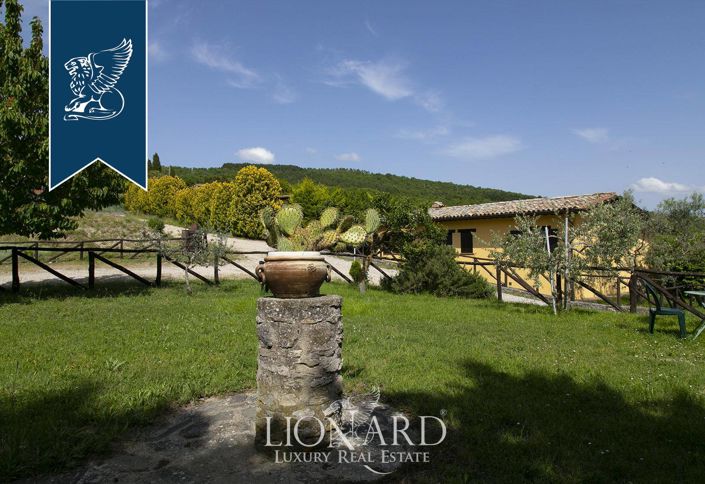 Image No.15-15 Bed Farmhouse for sale