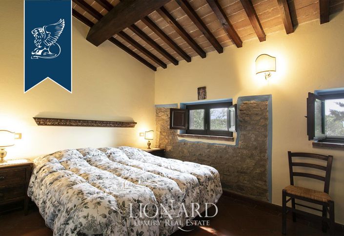 Image No.30-15 Bed Farmhouse for sale