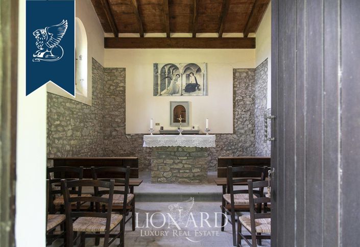 Image No.35-15 Bed Farmhouse for sale