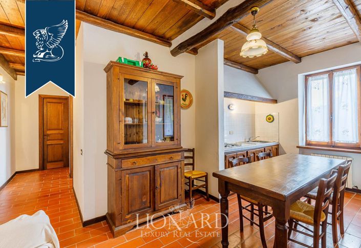 Image No.37-11 Bed Farmhouse for sale