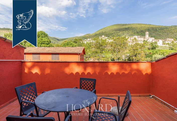 Image No.57-11 Bed Farmhouse for sale