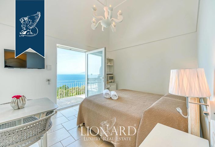 Image No.33-7 Bed Villa for sale