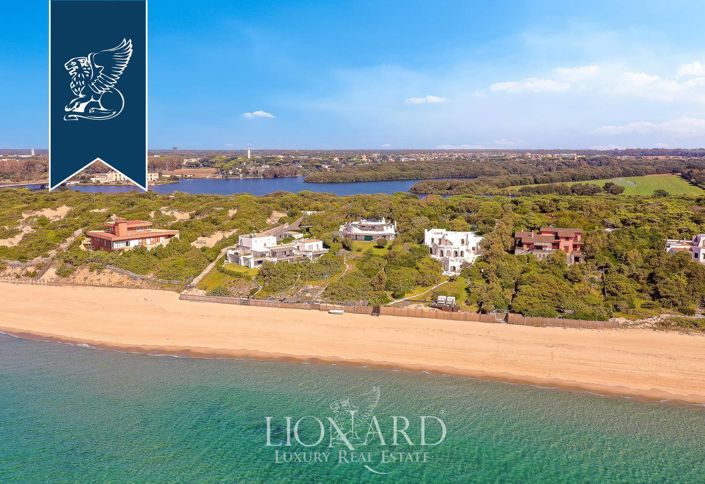 Image No.5-9 Bed Villa for sale