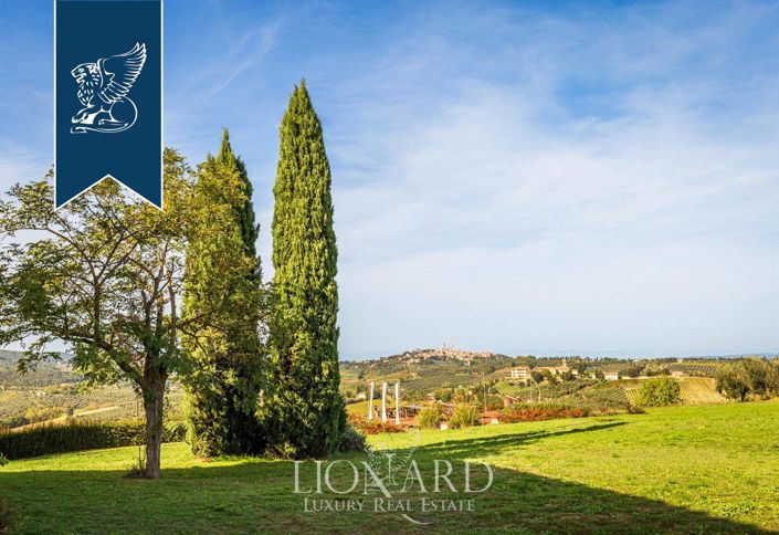 Image No.12-35 Bed Farmhouse for sale