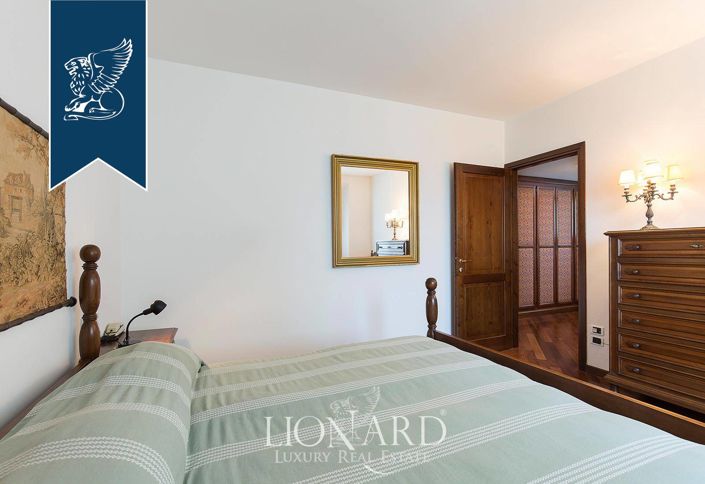 Image No.28-4 Bed Villa for sale