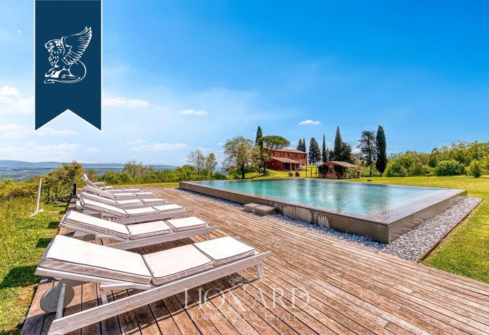 Image No.3-5 Bed Villa for sale