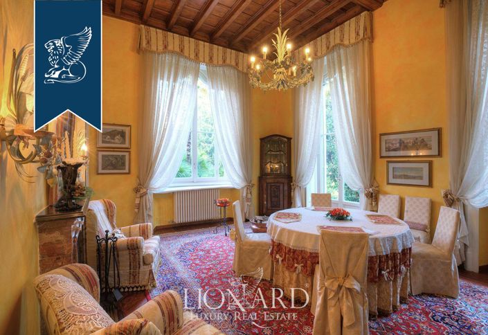 Image No.16-8 Bed Villa for sale