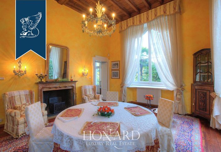 Image No.19-8 Bed Villa for sale