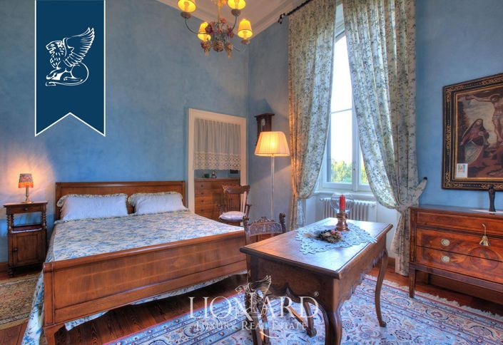 Image No.29-8 Bed Villa for sale