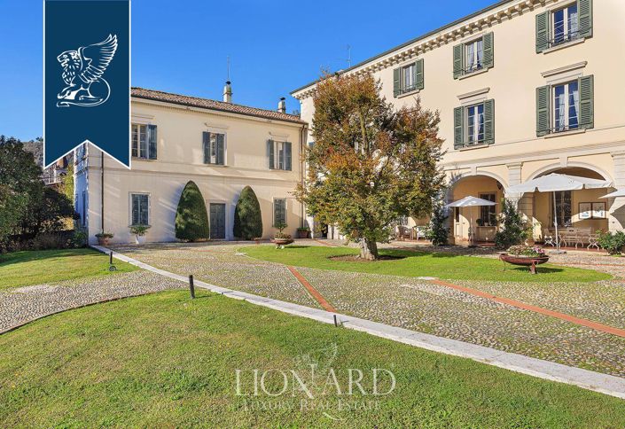 Image No.23-12 Bed Villa for sale