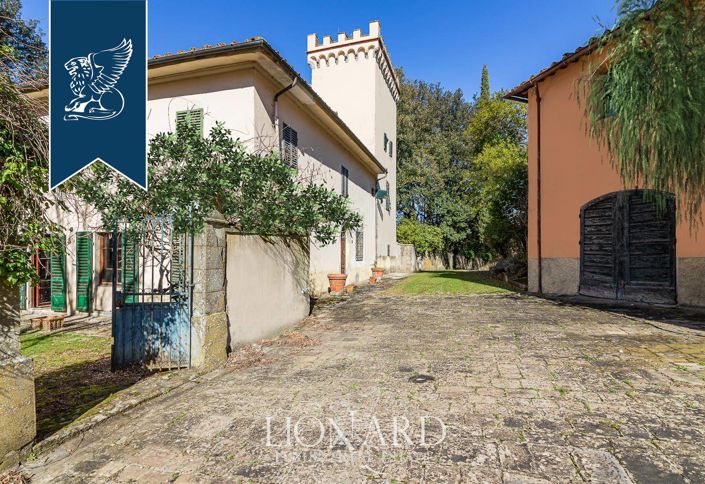 Image No.7-9 Bed Villa for sale