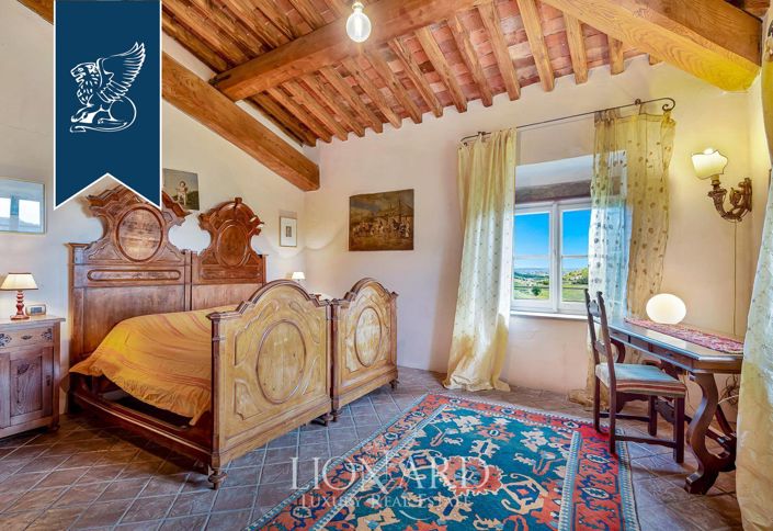 Image No.14-13 Bed Villa for sale