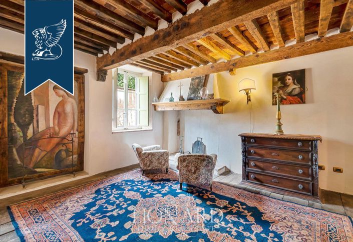 Image No.9-13 Bed Villa for sale