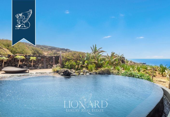 Image No.6-2 Bed Villa for sale