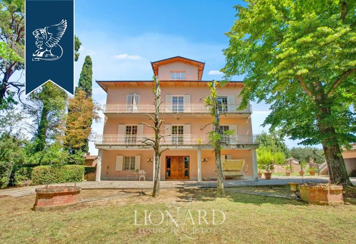 Image No.3-10 Bed Villa for sale