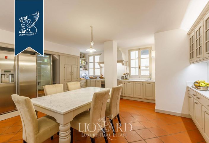 Image No.15-5 Bed Apartment for sale