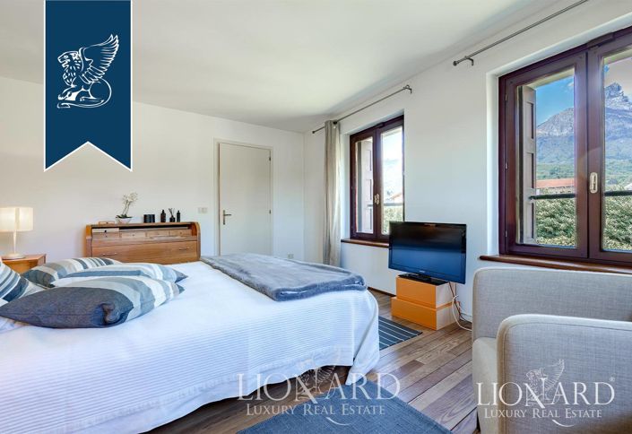 Image No.60-12 Bed Villa for sale