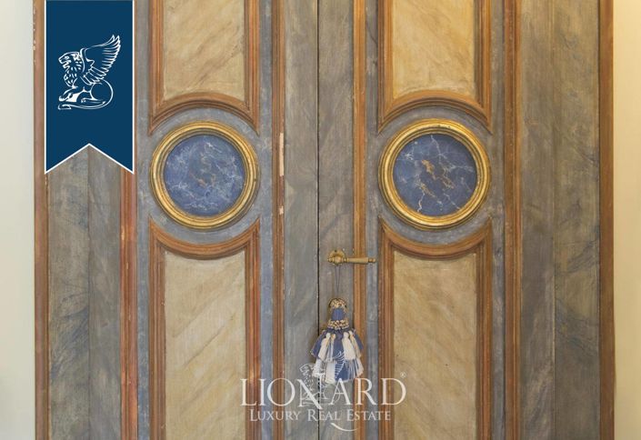 Image No.12-4 Bed Apartment for sale