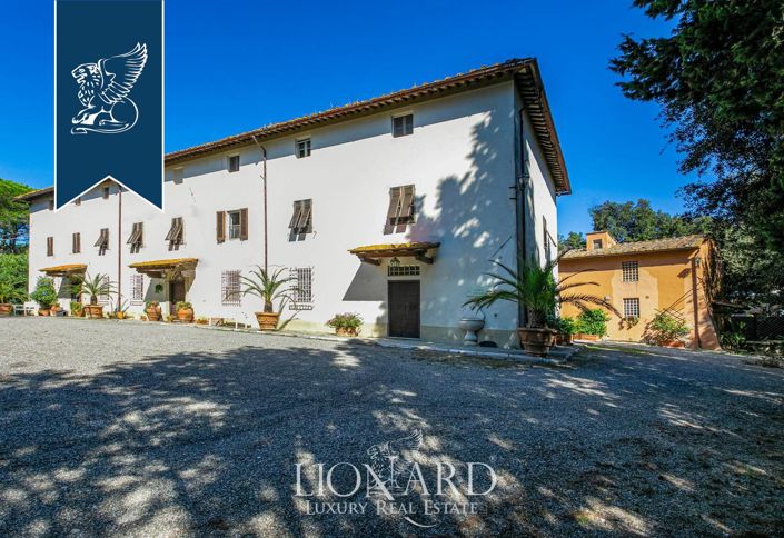 Image No.28-20 Bed Farmhouse for sale