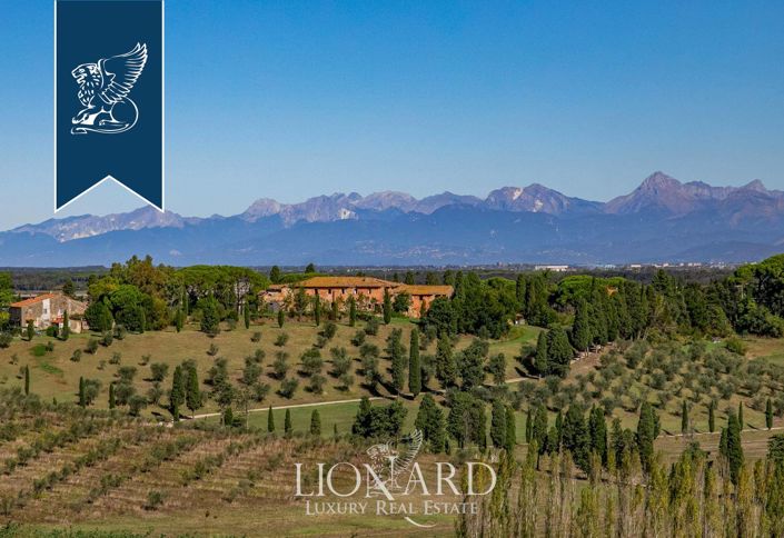 Image No.34-20 Bed Farmhouse for sale