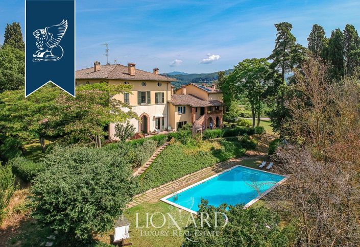 Image No.4-12 Bed Villa for sale