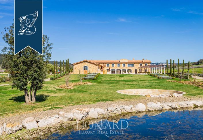 Image No.5-17 Bed Villa for sale