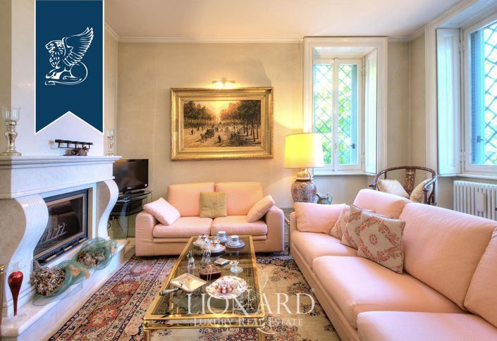 Image No.10-4 Bed Villa for sale