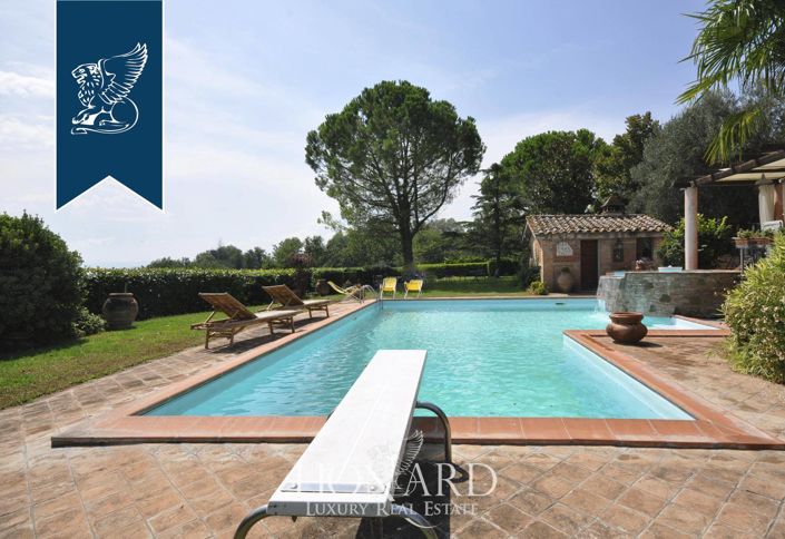 Image No.14-12 Bed Villa for sale