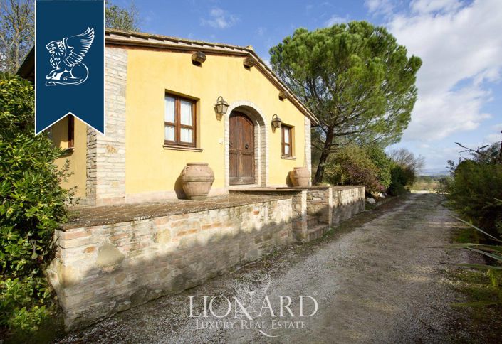 Image No.32-12 Bed Villa for sale