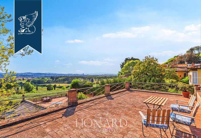 Image No.10-6 Bed Apartment for sale