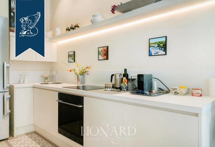 Image No.15-5 Bed Villa for sale