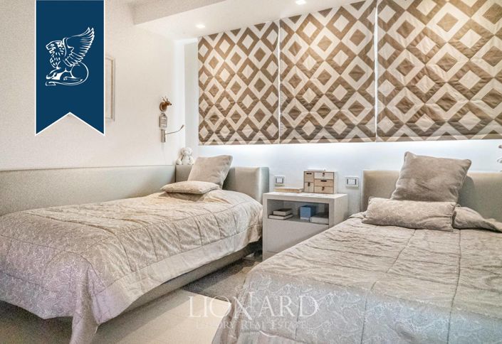 Image No.18-5 Bed Villa for sale