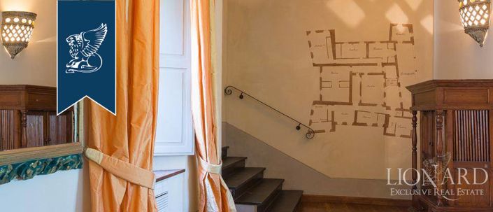 Image No.22-10 Bed Property for sale