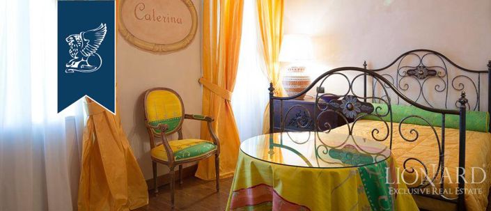 Image No.23-10 Bed Property for sale